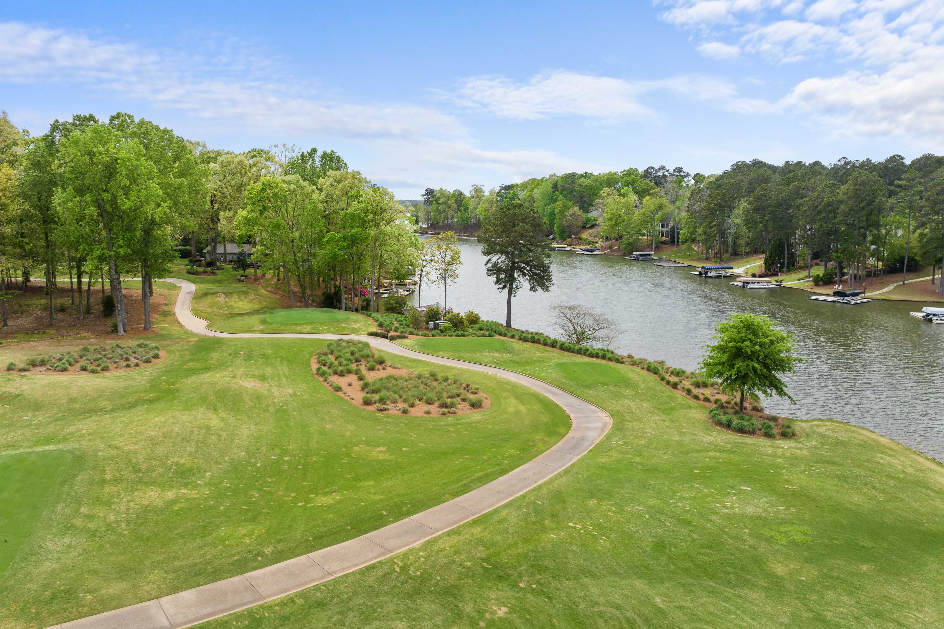 1080 Club Pointe Circle image 38